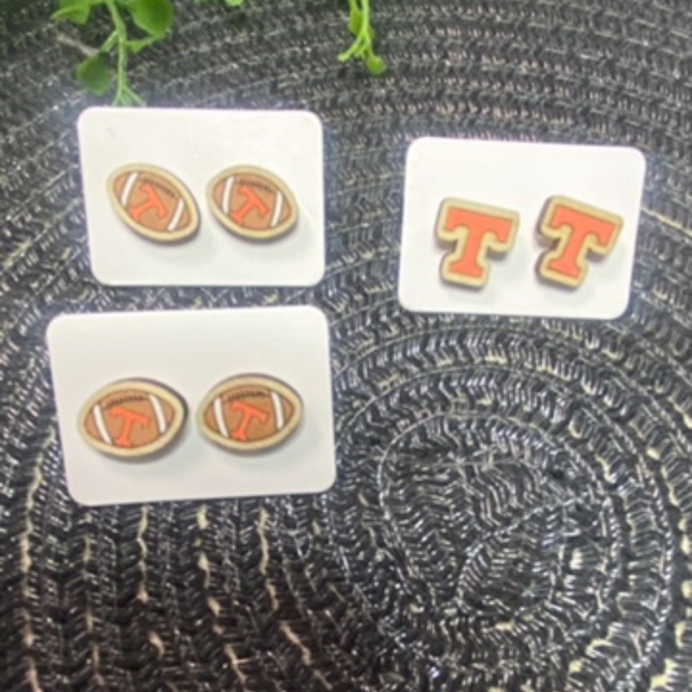 New Tennessee (UT) Faux Wood Lightweight Earrings Set‎ of 3